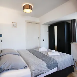 https://4star-apartments.thehaguehotels.net